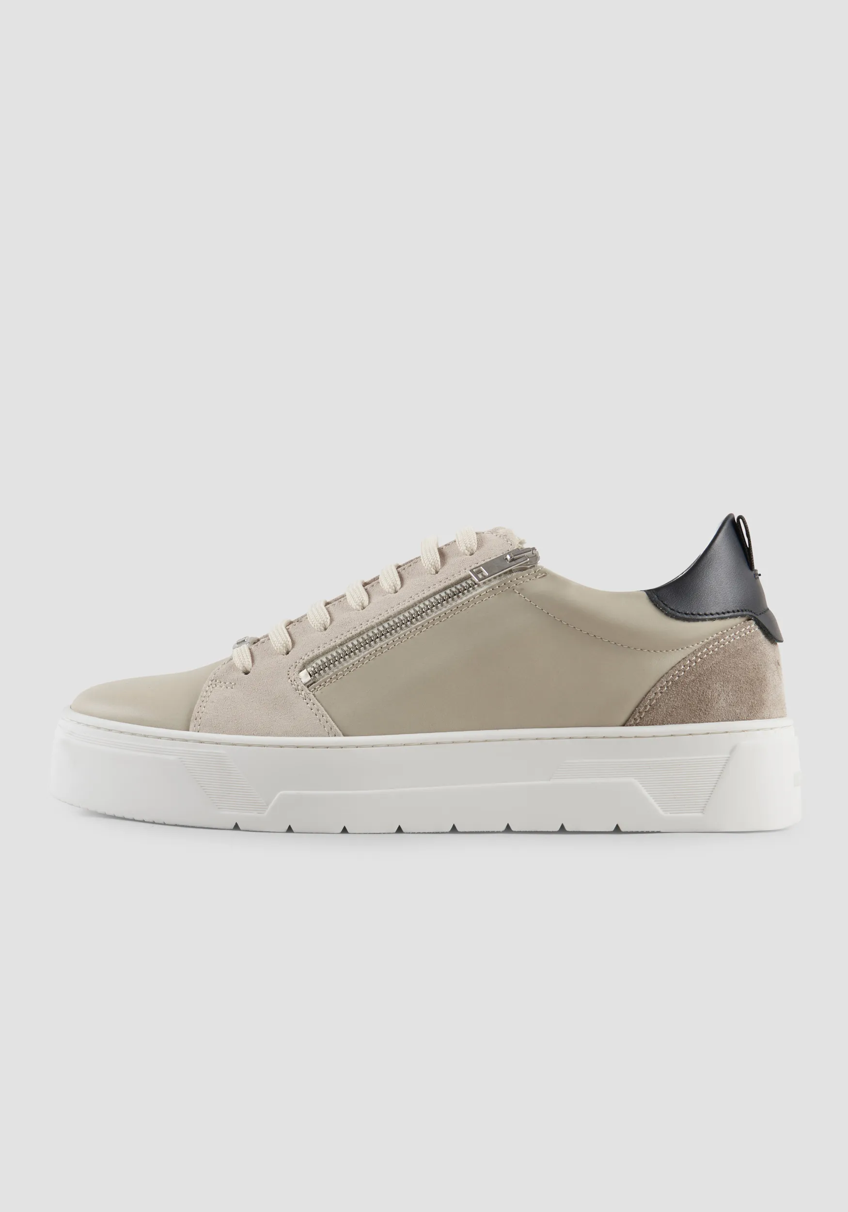 100% PIEL «ZIPPER» ZAPATILLA BAJA CON CREMALLERA LATERAL