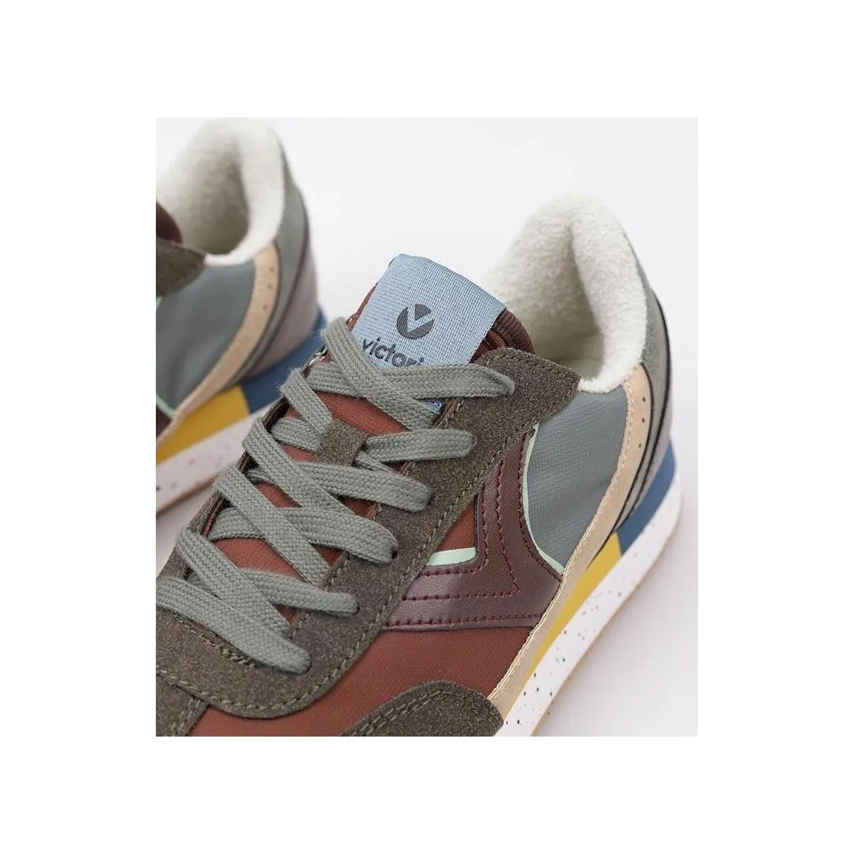 1136102 GALAXIA MULTICOLOR