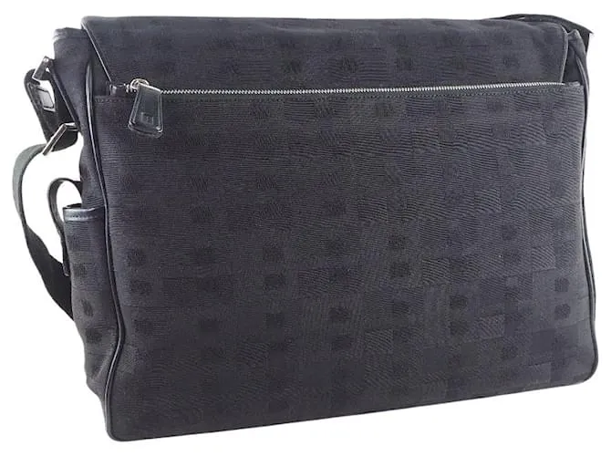 Bally Excesivamente Negro 