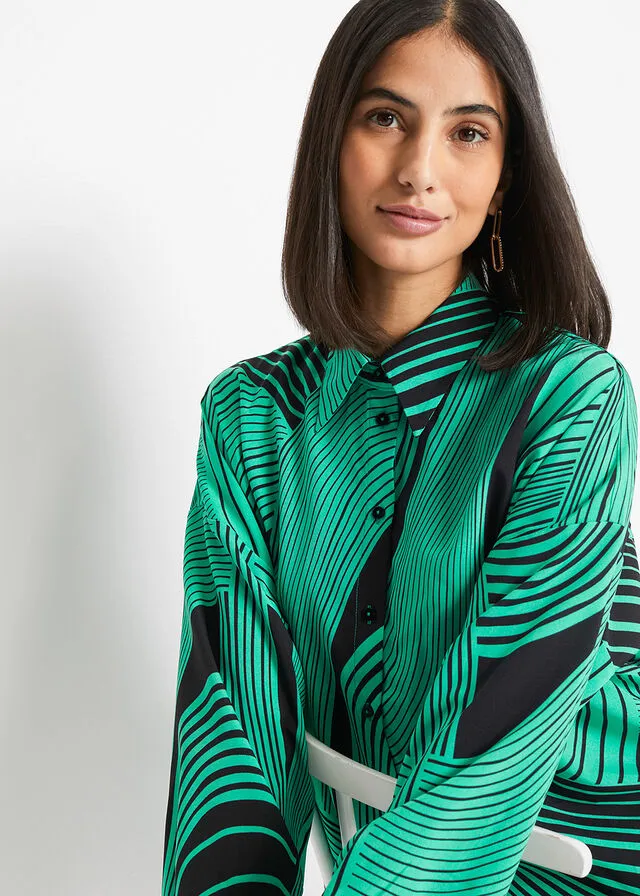 BLUSA VERDENEGRO CON ESTAMPADO GRáFICO