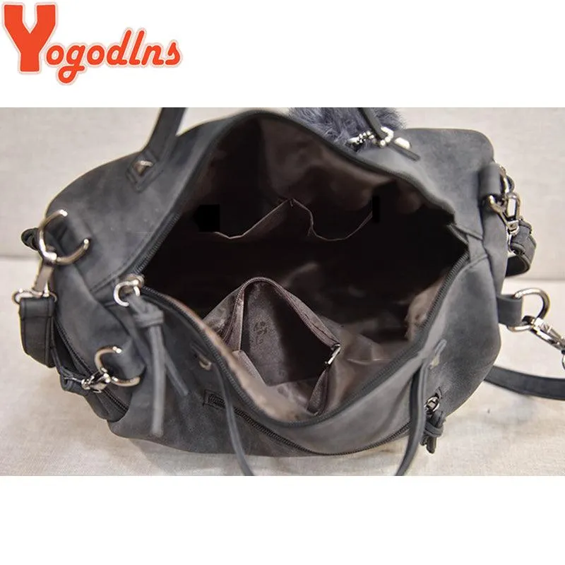 Bolso de cuero con remaches vintage