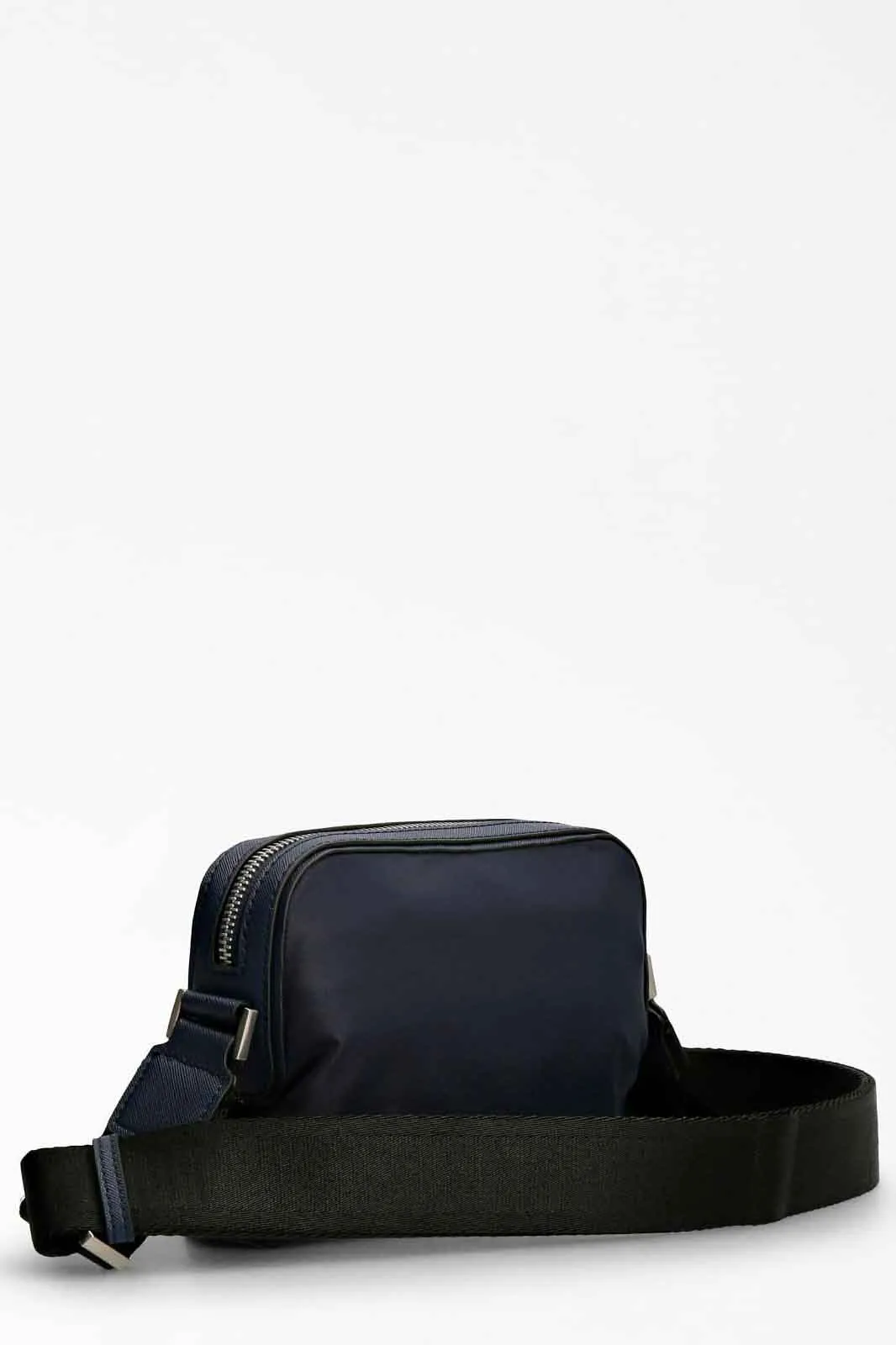 Bolso para hombre de Guess Acc – HMECRNP2228
