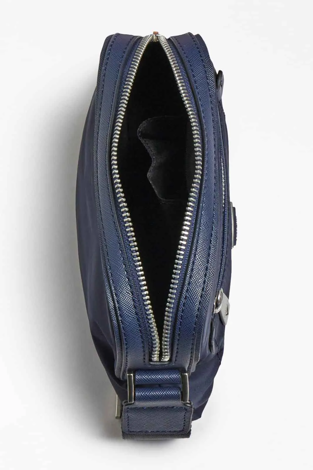 Bolso para hombre de Guess Acc – HMECRNP2228