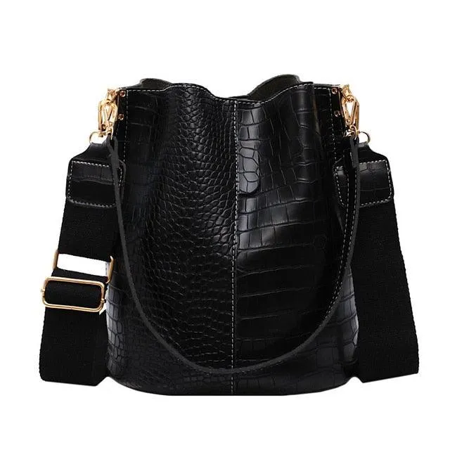 Bolso tipo cubo con un solo hombro