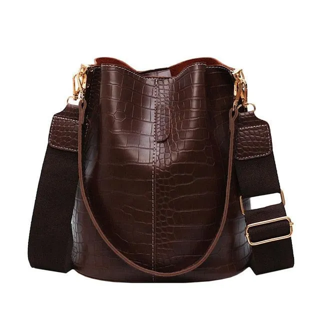 Bolso tipo cubo con un solo hombro