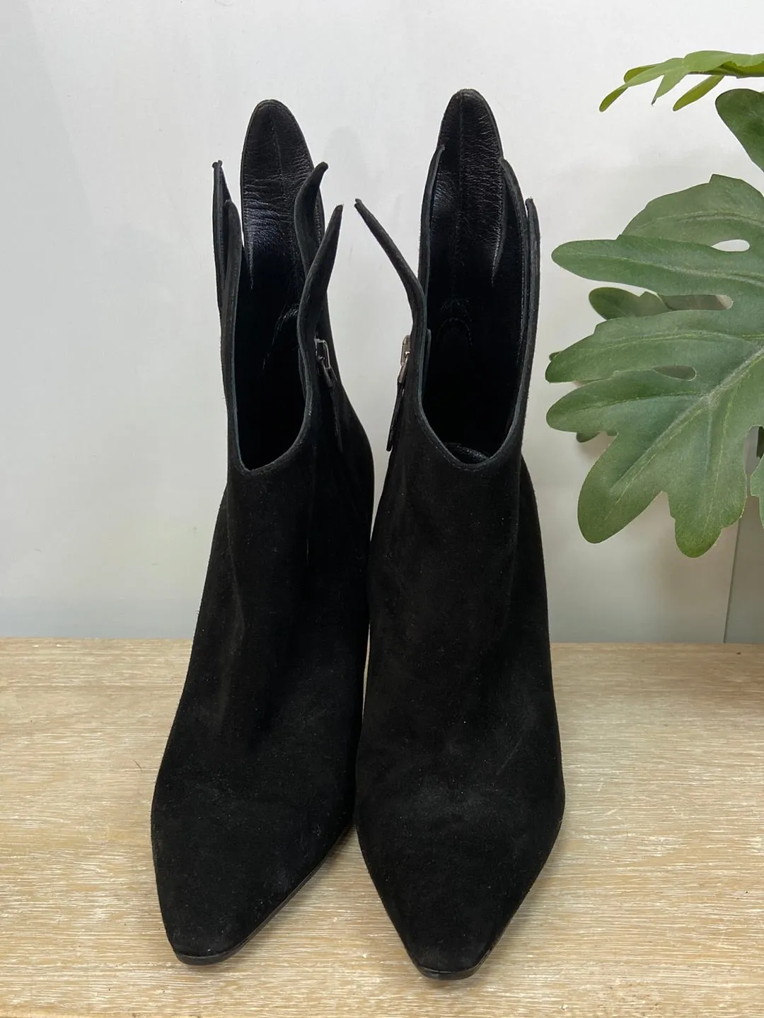 BOTTEGA VENETA.Botines efecto llama  T.39