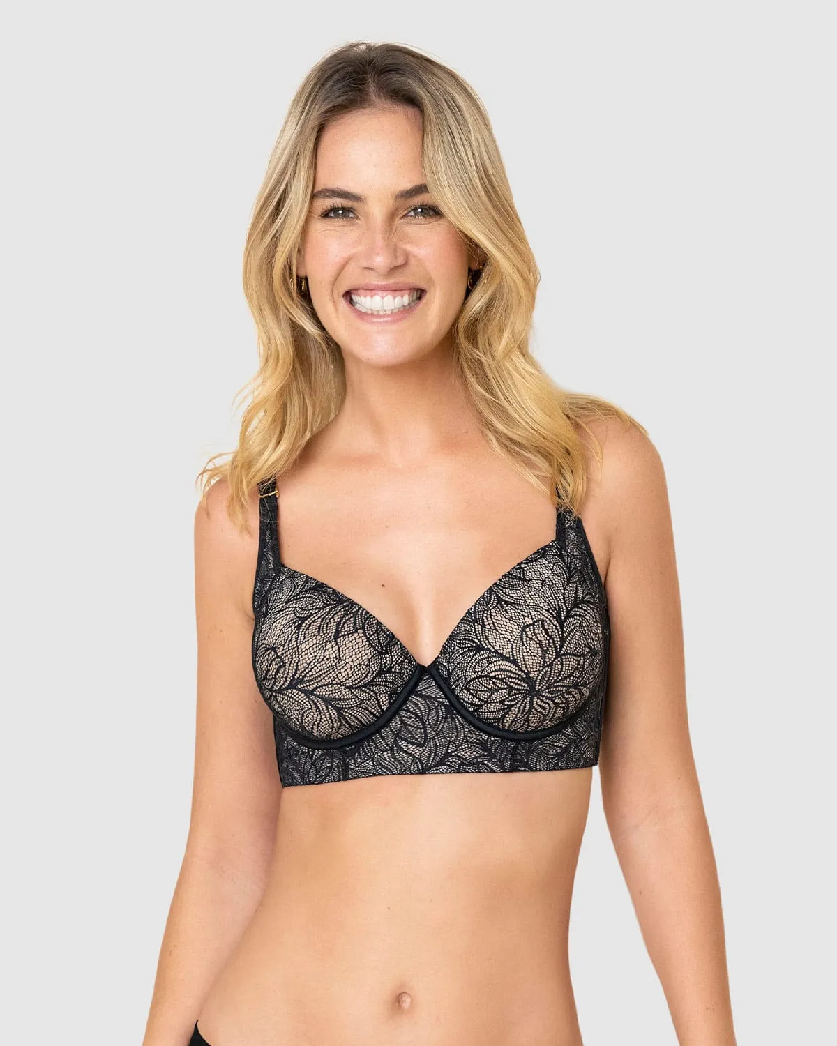 Brasier de realce suave y cubrimiento alto en sisa y espalda Cover bra en encaje
