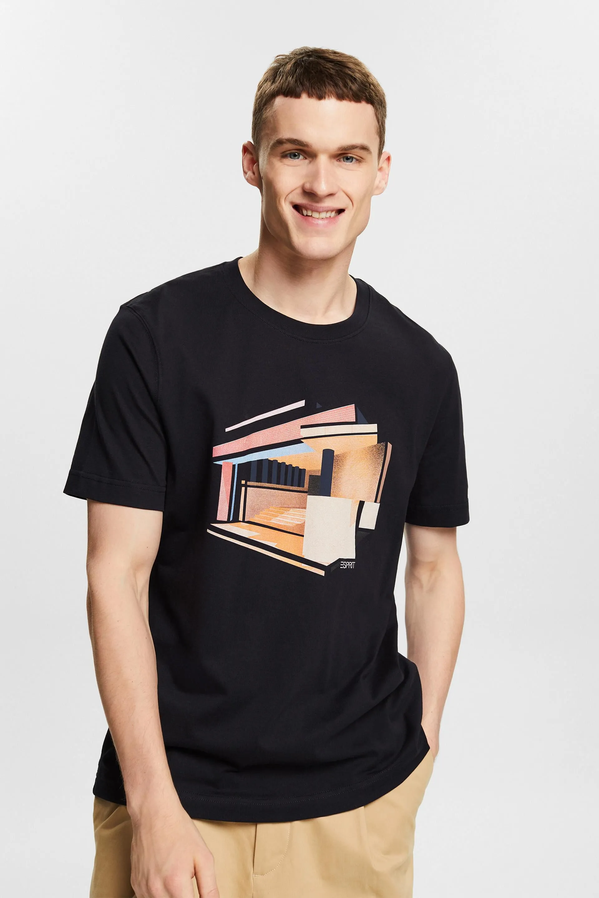 Camiseta con estampado geométrico