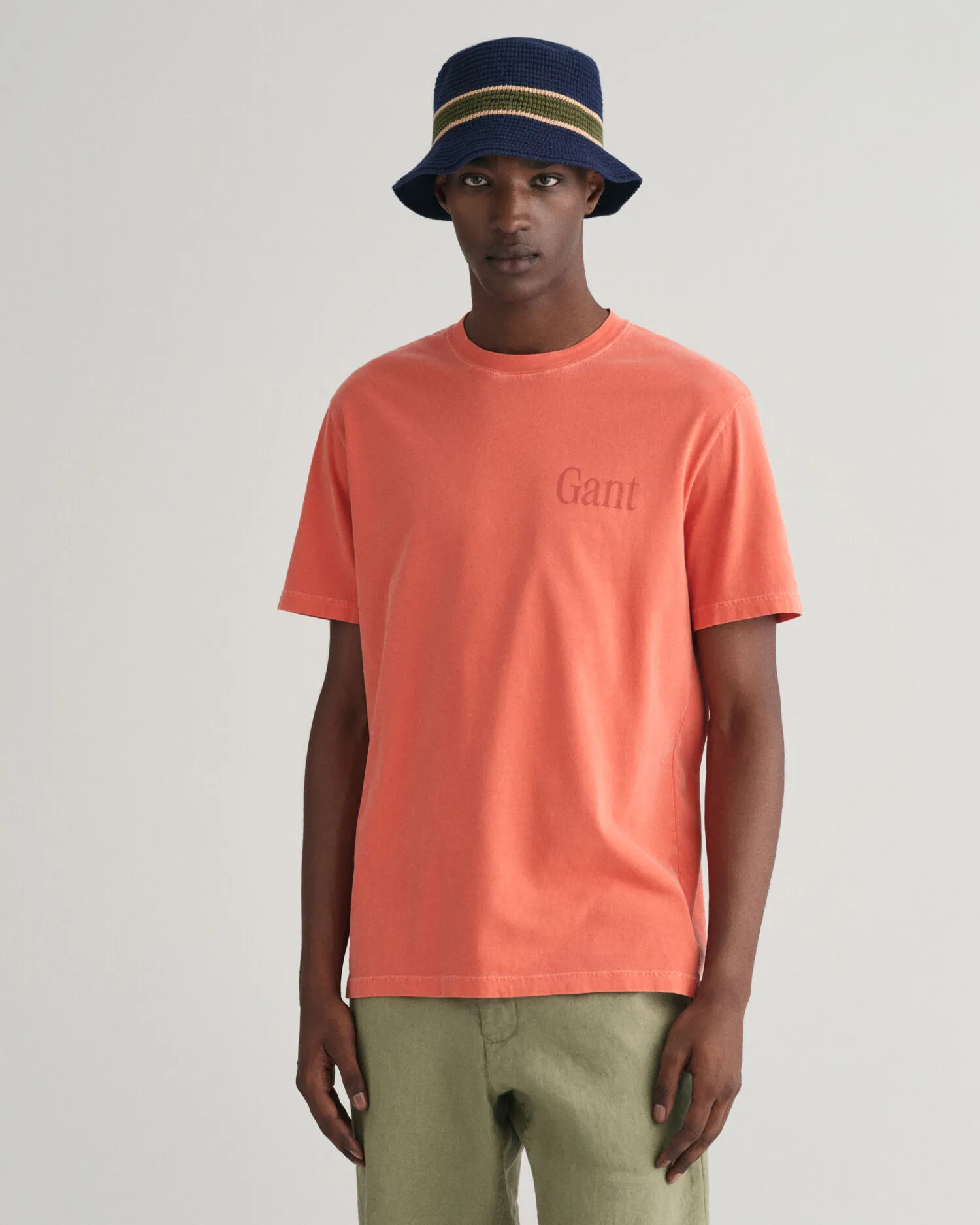 Camiseta con estampado gráfico Sunfaded