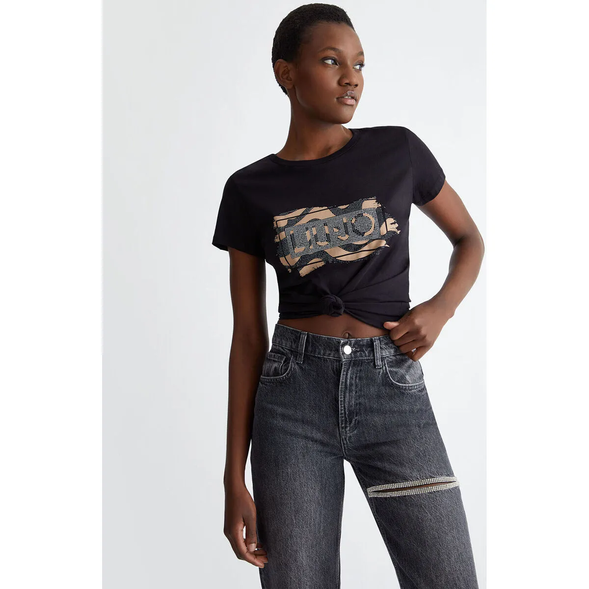 Camiseta con logotipo y strass