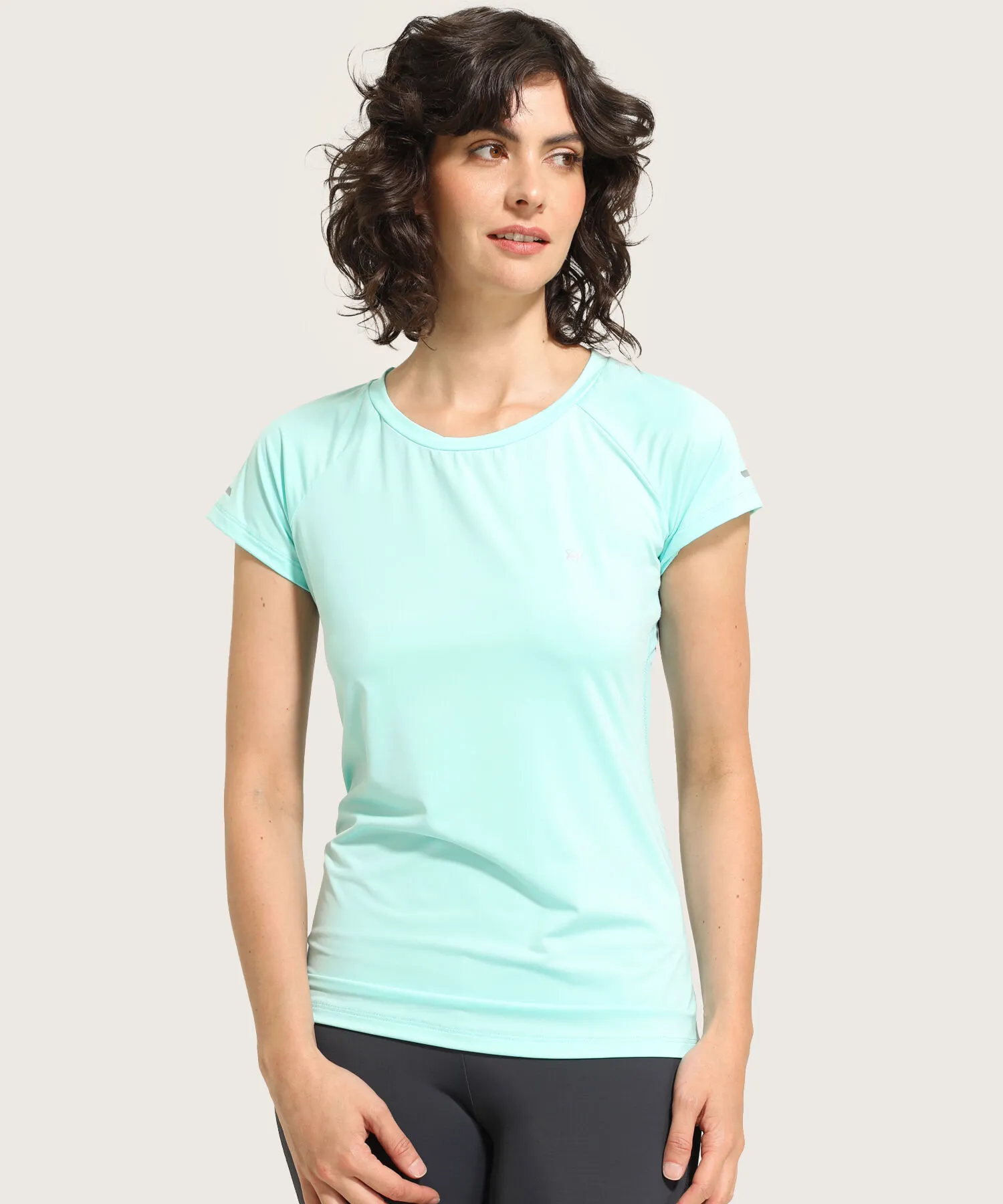 CAMISETA PARA MUJER, CUELLO EN V, MANGA CORTA, TEJIDO TIPO MALLA EN ESPALDA