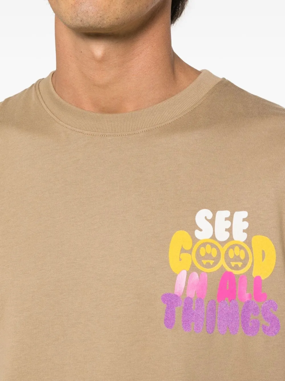 CAMISETA PRINT ESPALDA MARRN
