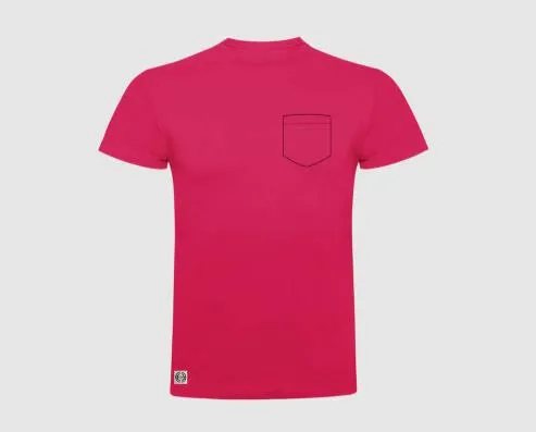 Camiseta unisex bolsillo personalizado color rosetón.