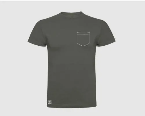 Camiseta unisex bolsillo personalizado color verde militar.