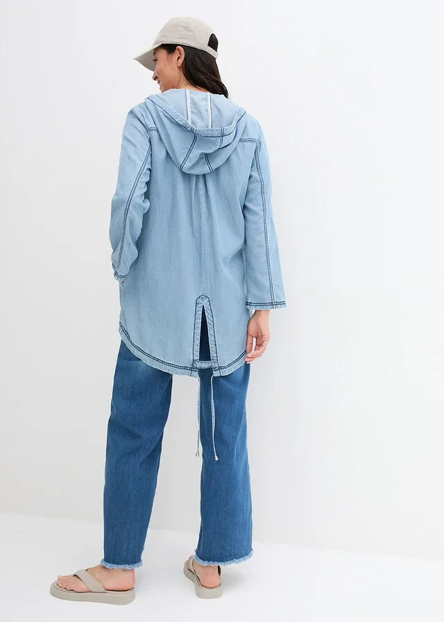 Chaqueta estilo camisa azul claro denim