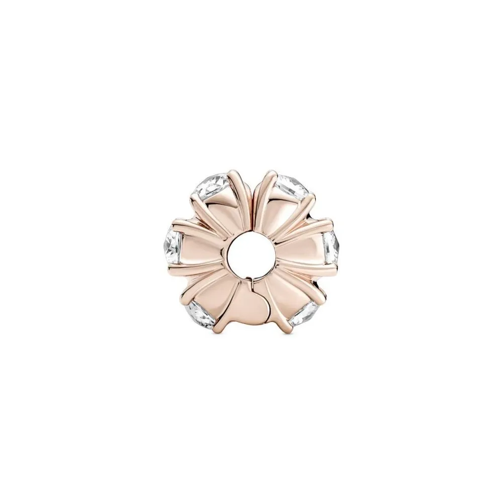 Clip con recubrimiento de oro rosa de 14k con circonitas cúbicas