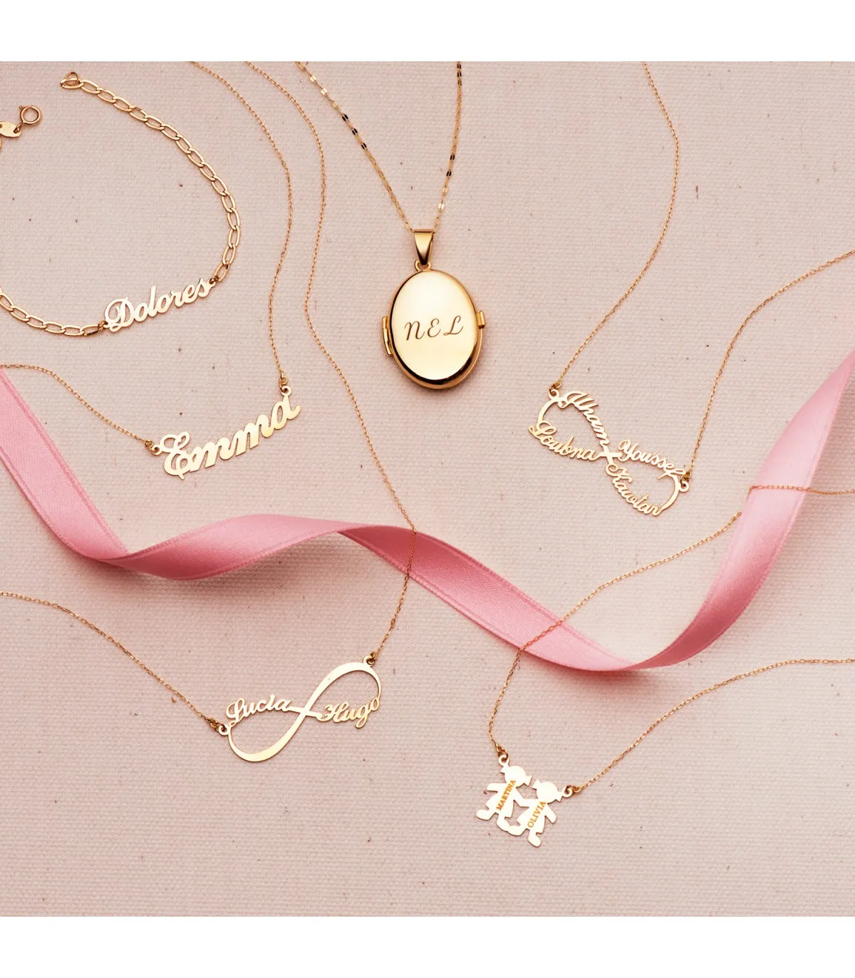 Collar personalizado infinito Oro 18K Dos nombres