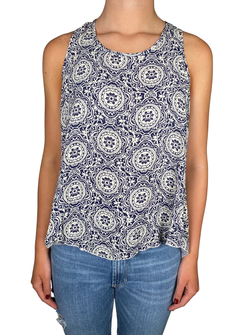 DIMENSIÓN AZUL Polera Espalda Cruzada