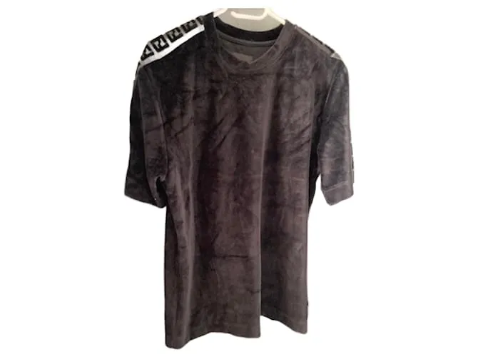 Fendi tees Negro 