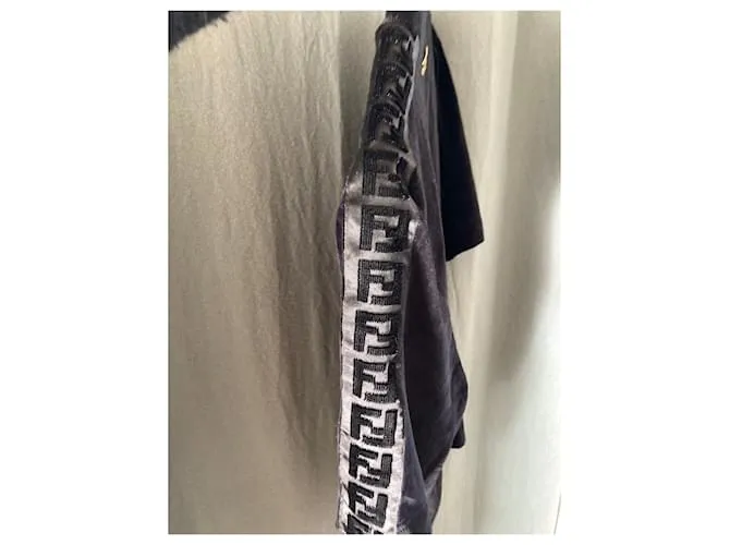 Fendi tees Negro 