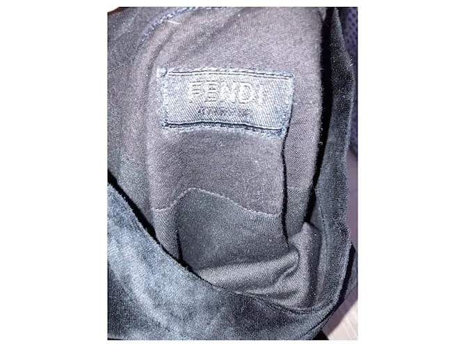 Fendi tees Negro 