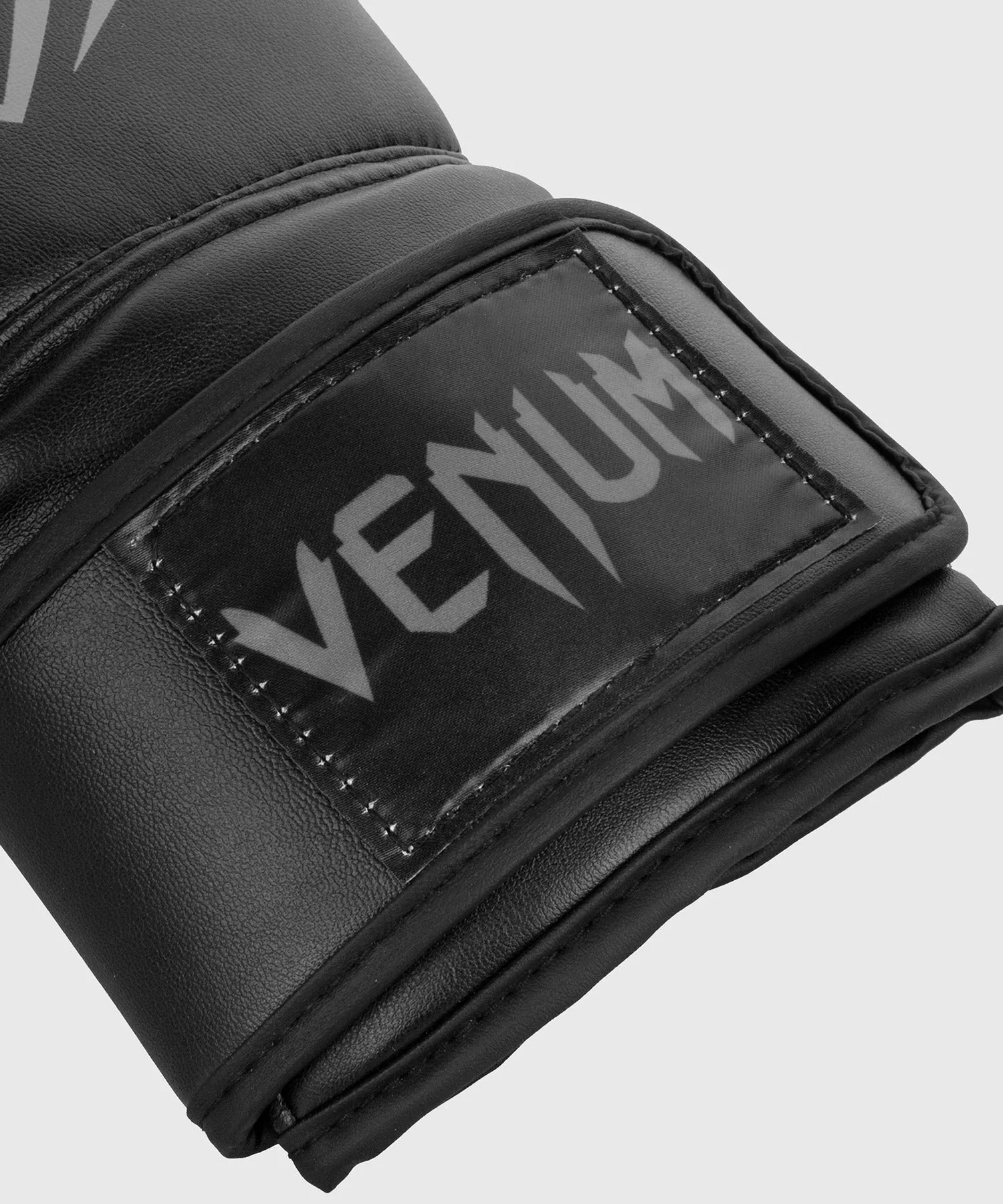 GUANTES DE BOXEO DE COMPETICIóN VENUM   NEGRO/GRIS