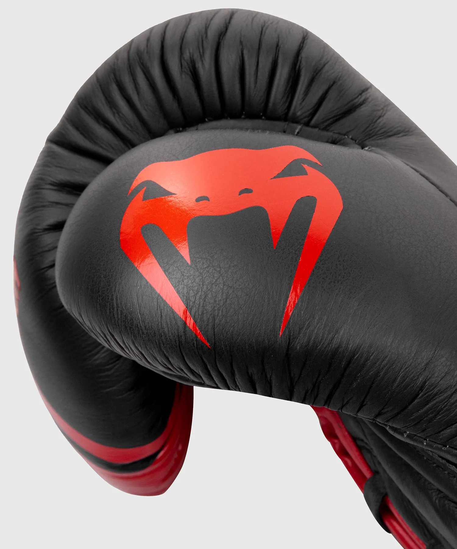 Guantes de Boxeo profesional Venum Shield – cordones