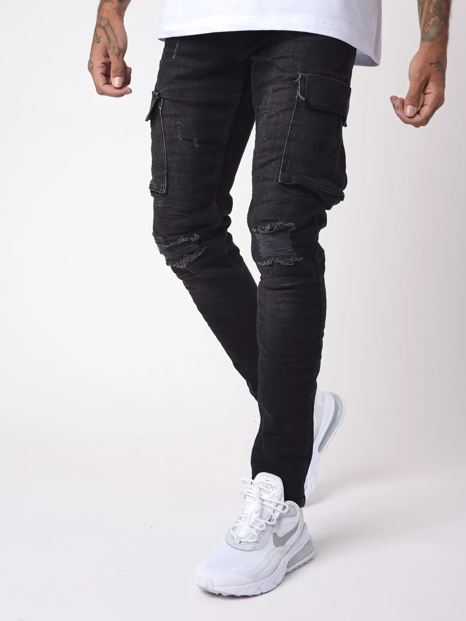 Jeans slim estilo cargo