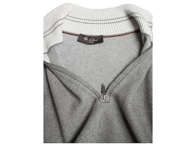 LORO PIANA, Tirador de cremallera en gris 
