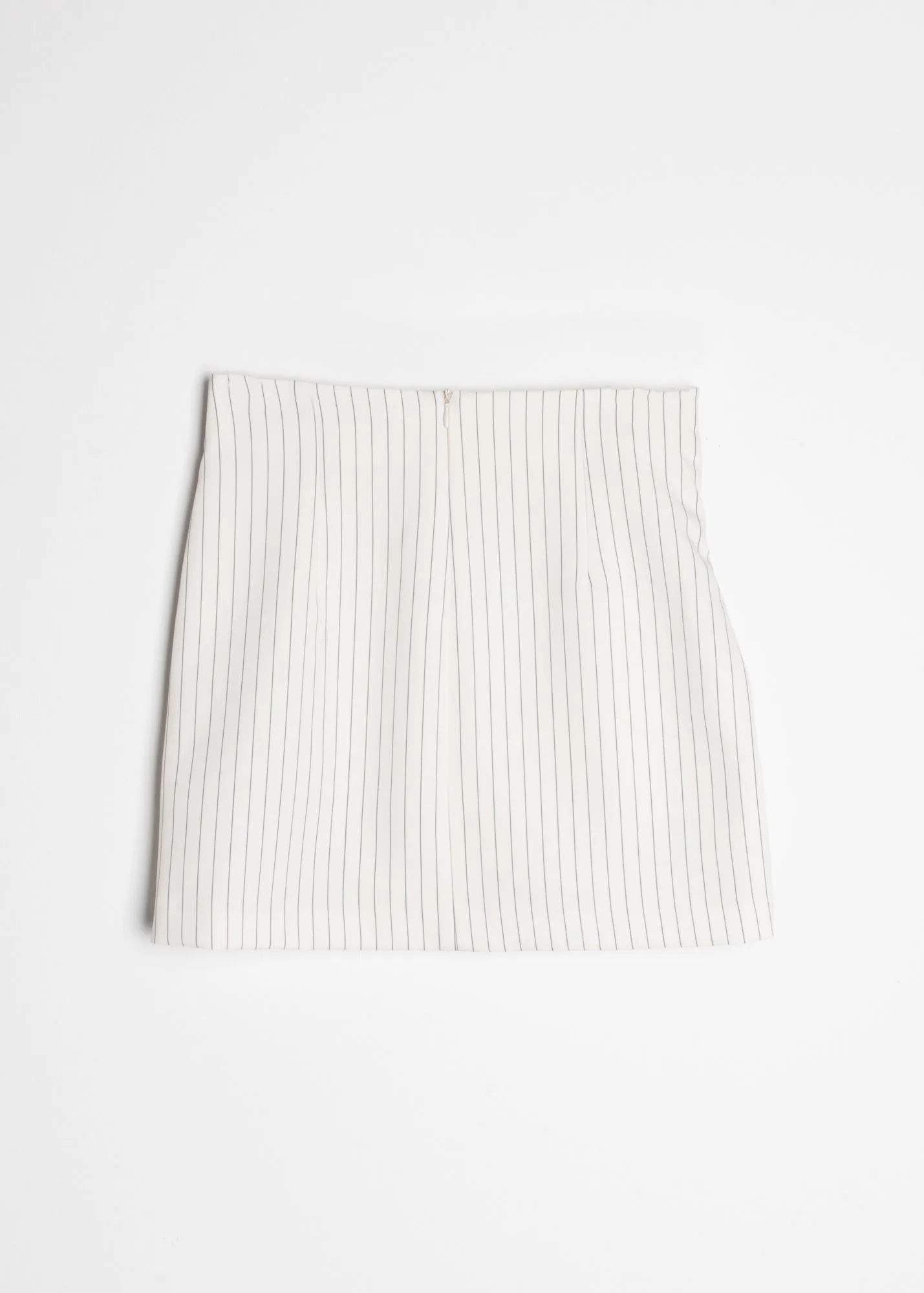 Minifalda estilo cruzada con raya diplomatica color crudo mujer