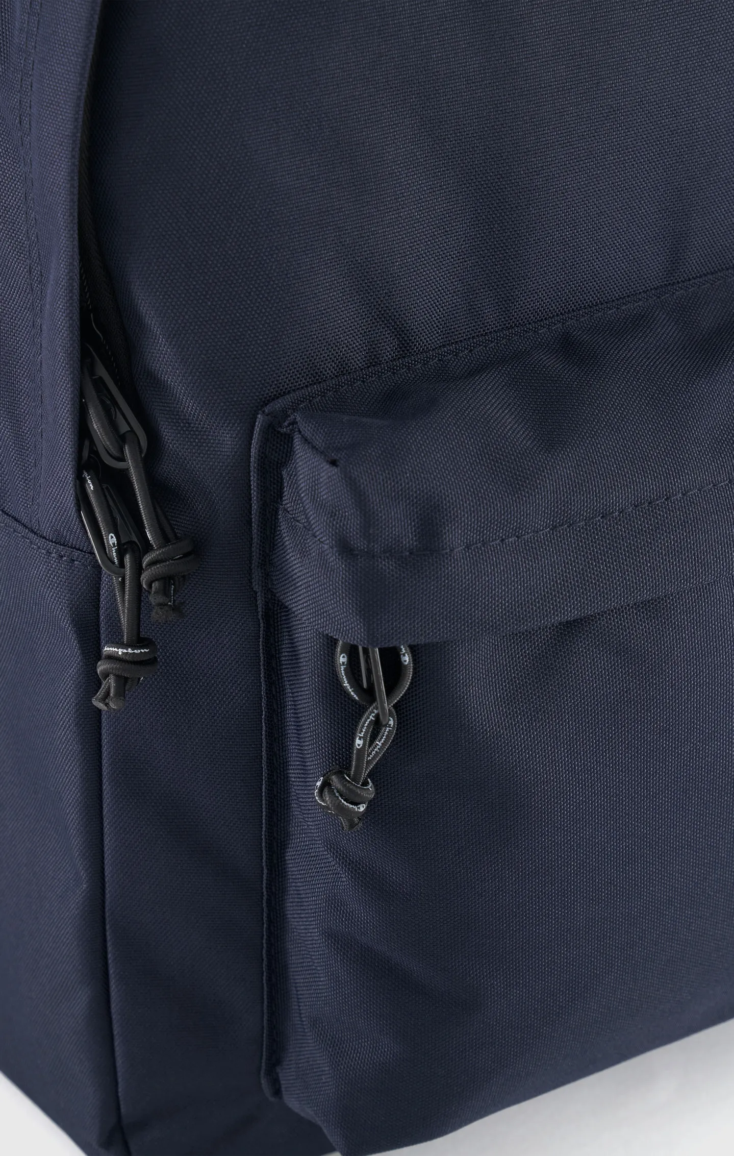 Mochila clásica con etiqueta de jacquard
