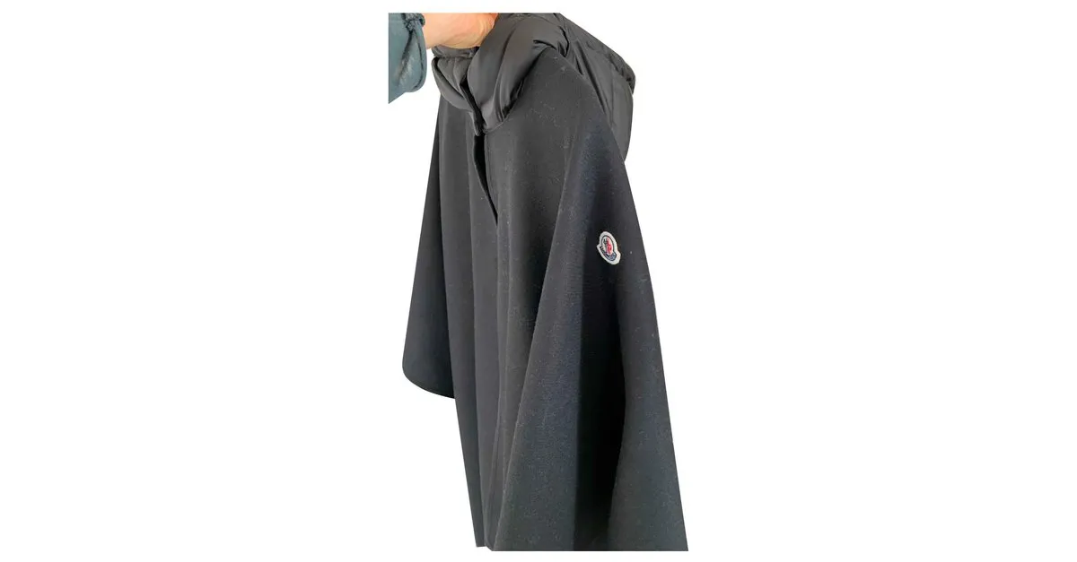 Moncler capa Negro 