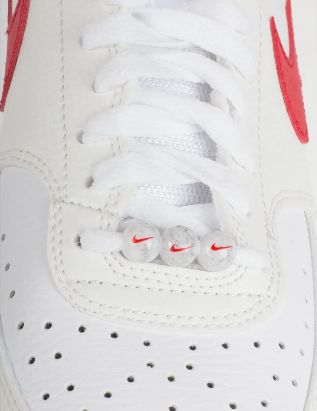 NIKE Court Vision Mid Blancas Logo Rojo