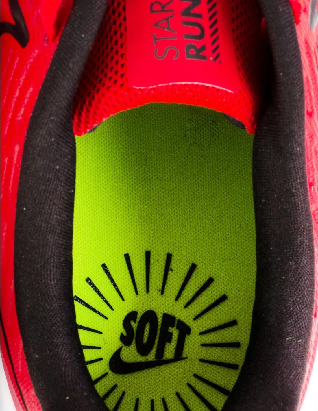 NIKE Star Runner 2 Rojas