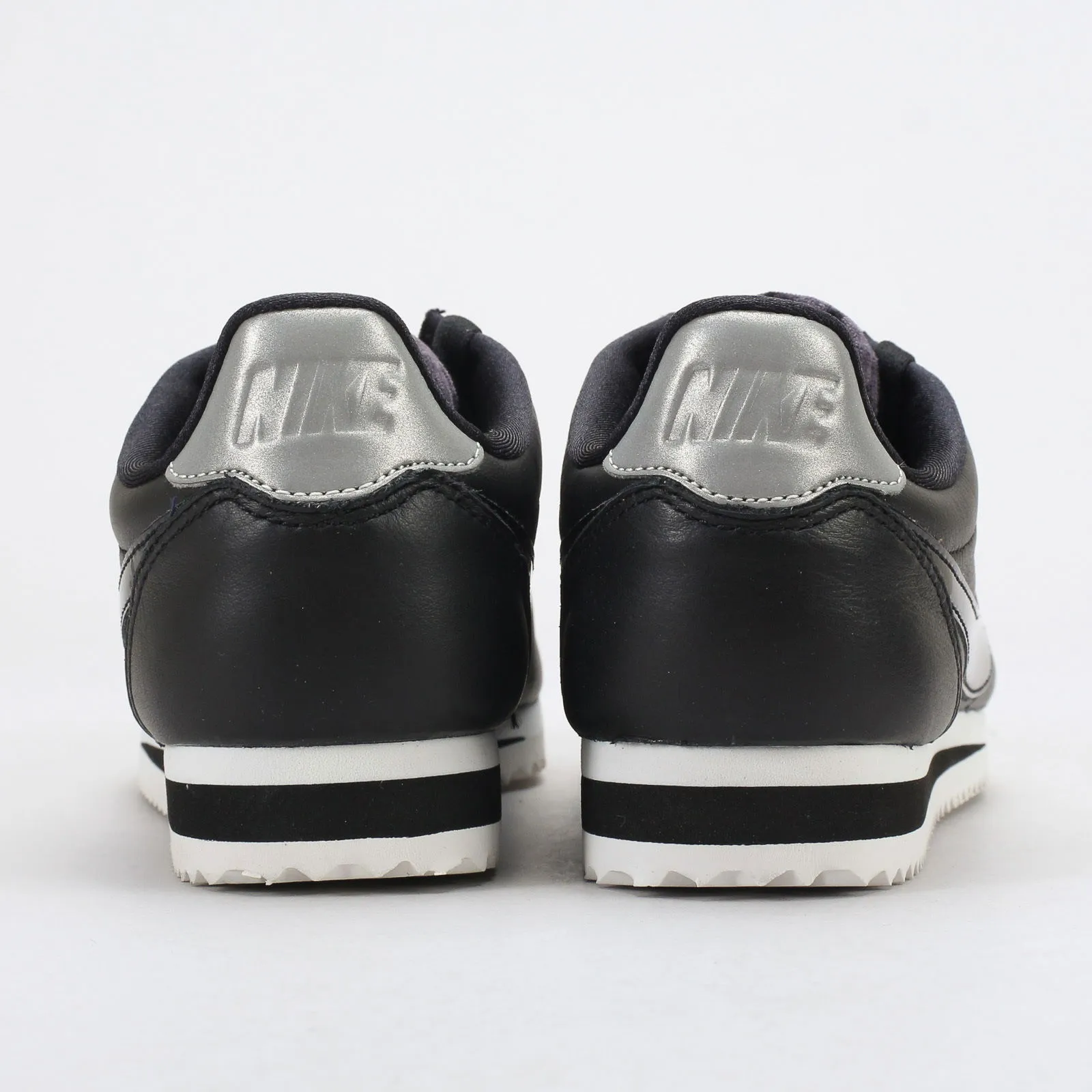 Nike WMNS Classic Cortez SE Premium