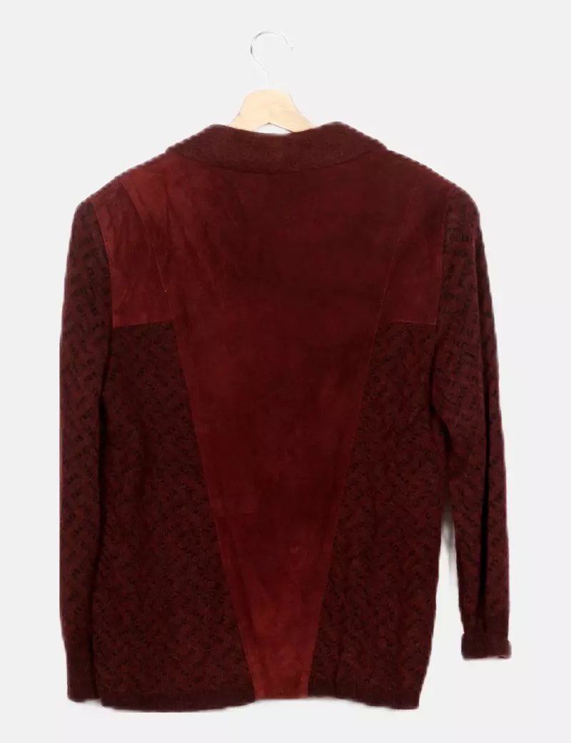 OUTRINGER Chaqueta burdeos detalle bordado