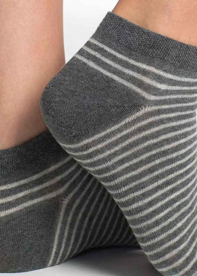 PACK DE 8 PARES DE CALCETINES DEPORTIVOS NEGROGRISBLANCO