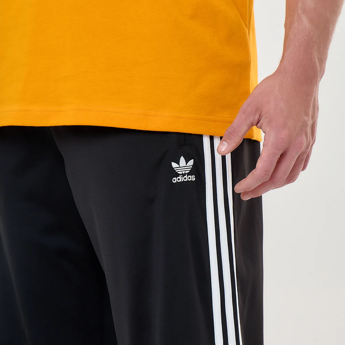 Pantalón adidas Firebird Hombre