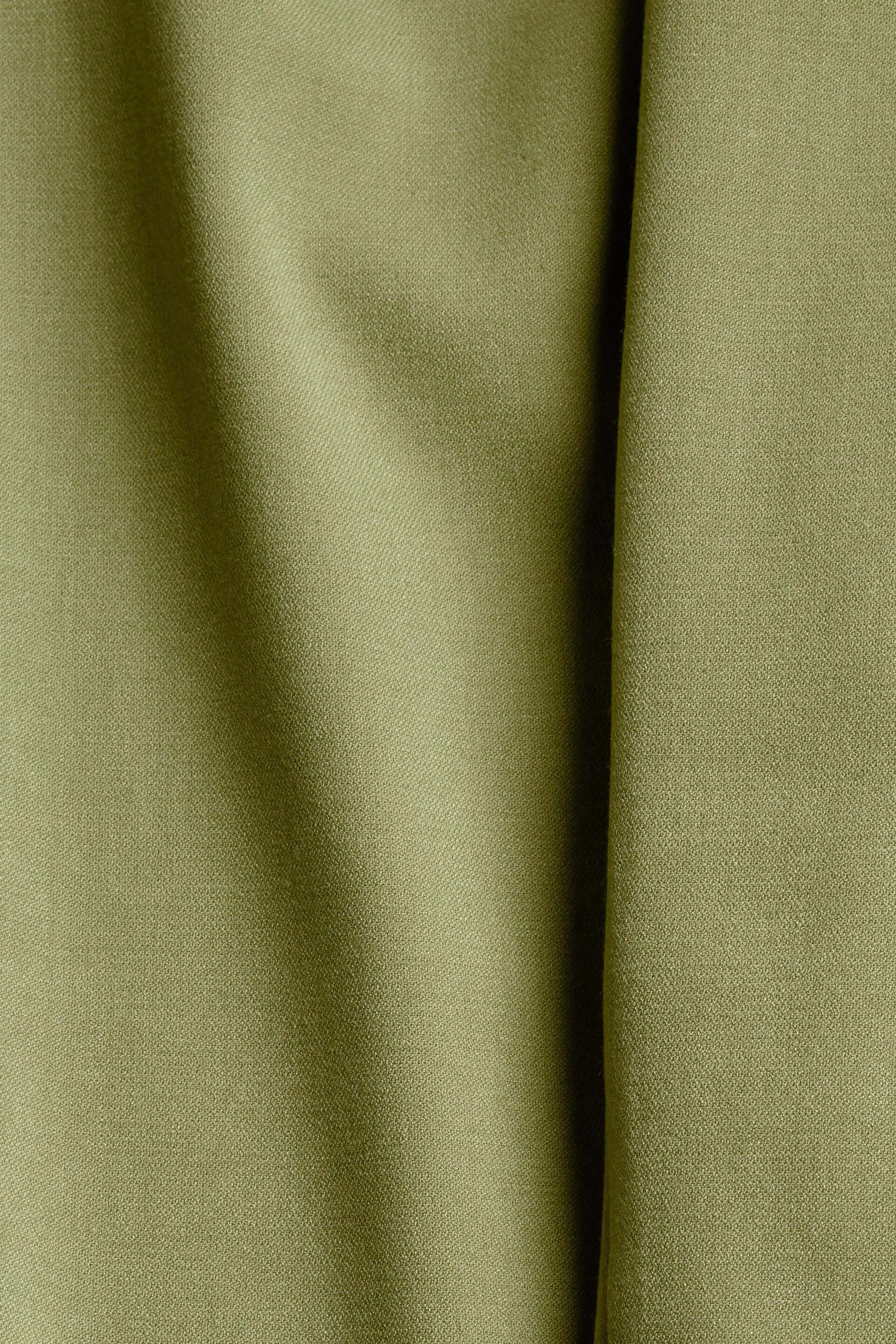 Pantalón chino de cintura alta con cinturón
