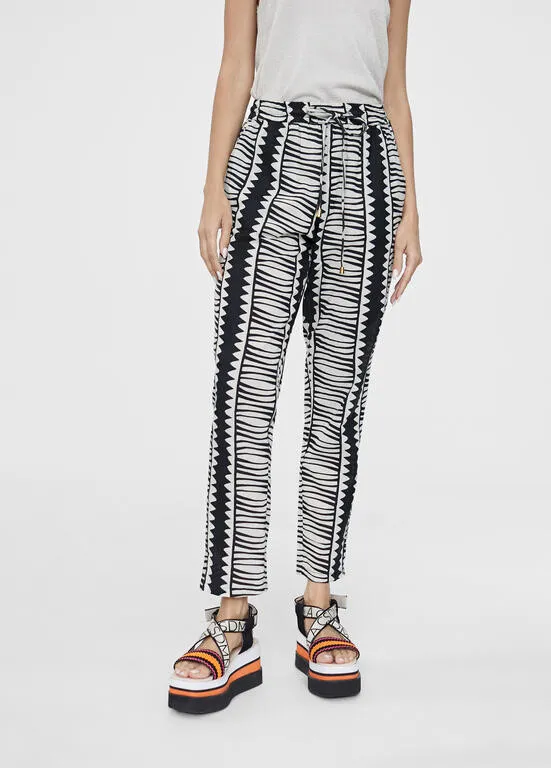 Pantalon estampado etnico bicolor Lola Casademunt