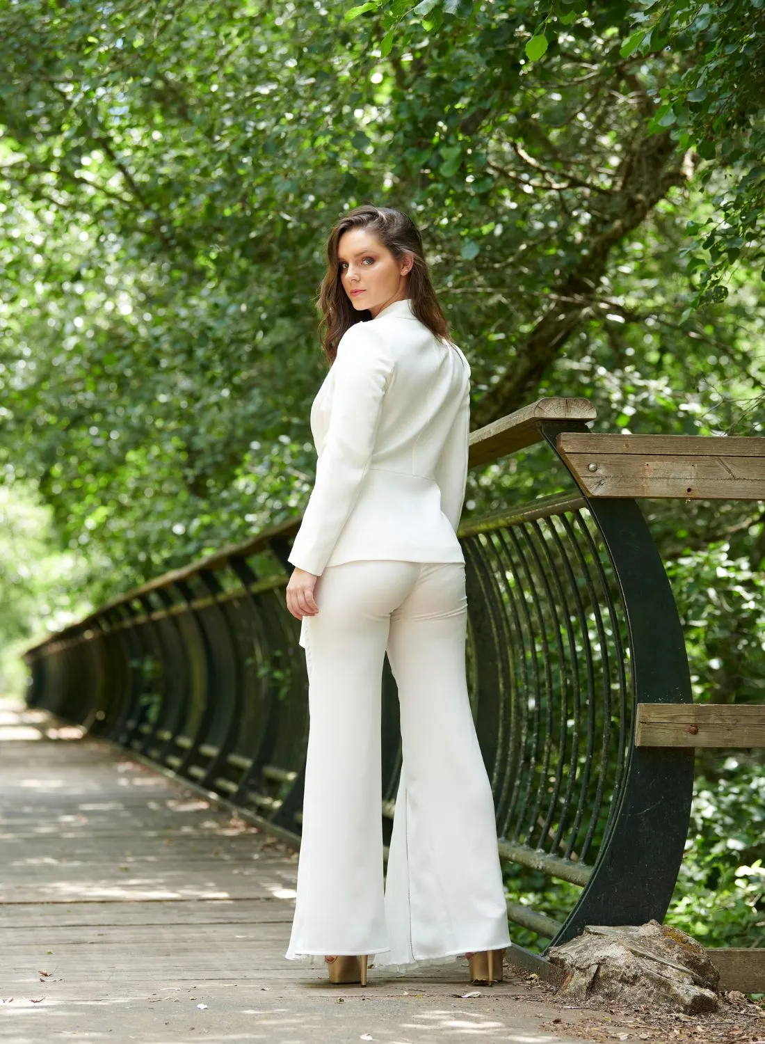 Pantalón detalle plisado