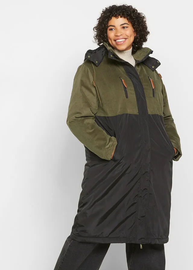 PARKA LARGA CON CAPUCHA Y MEZCLA DE MATERIALES, CORTE RECTO NEGROVERDE OLIVA OSCURO