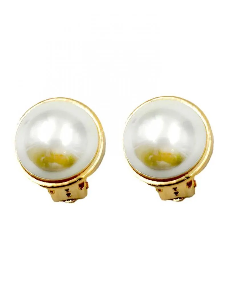 PENDIENTES DE PERLAS CON CLIP ESTILO CLASICO ELEGANCIA ATEMPORAL