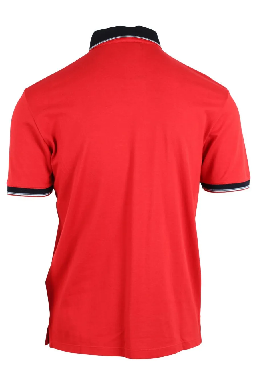 Polo rojo con negro y minilogo águila