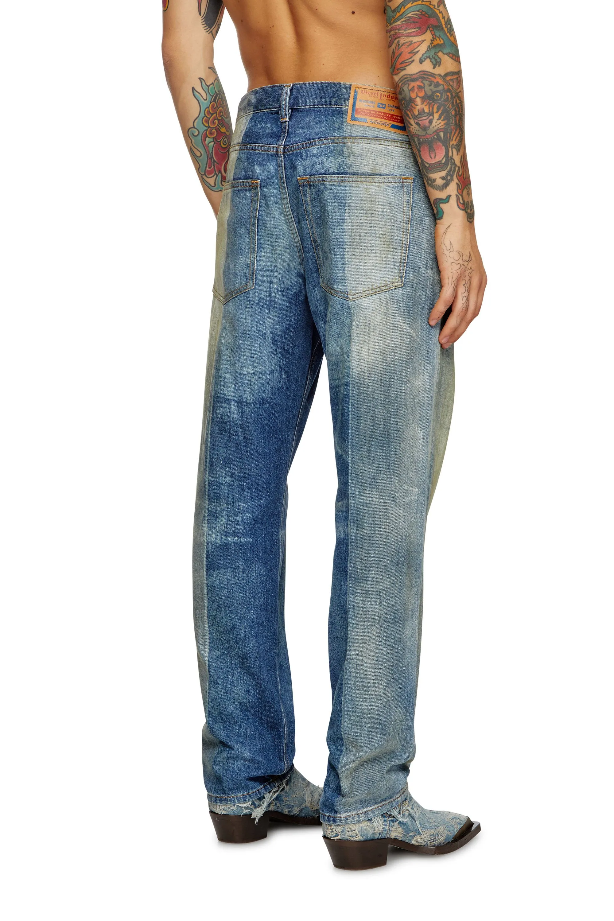 REGULAR JEANS 2010 DMACS 09L04