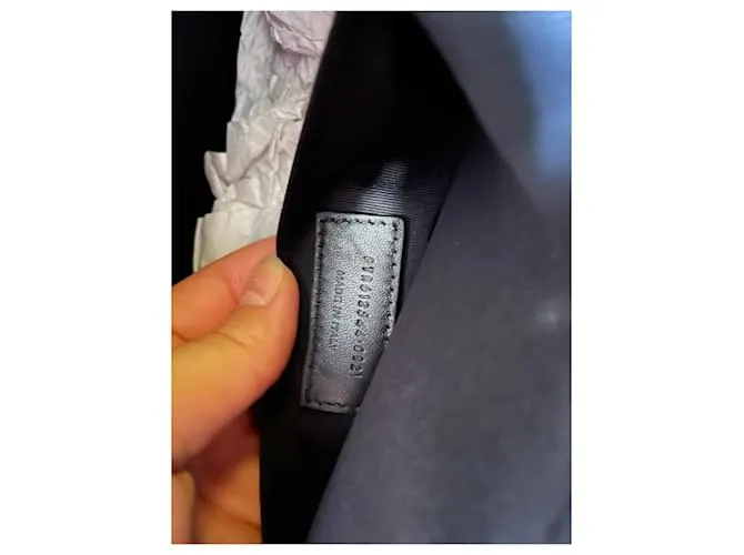 Saint Laurent Cámara Lou efecto cocodrilo Negro 