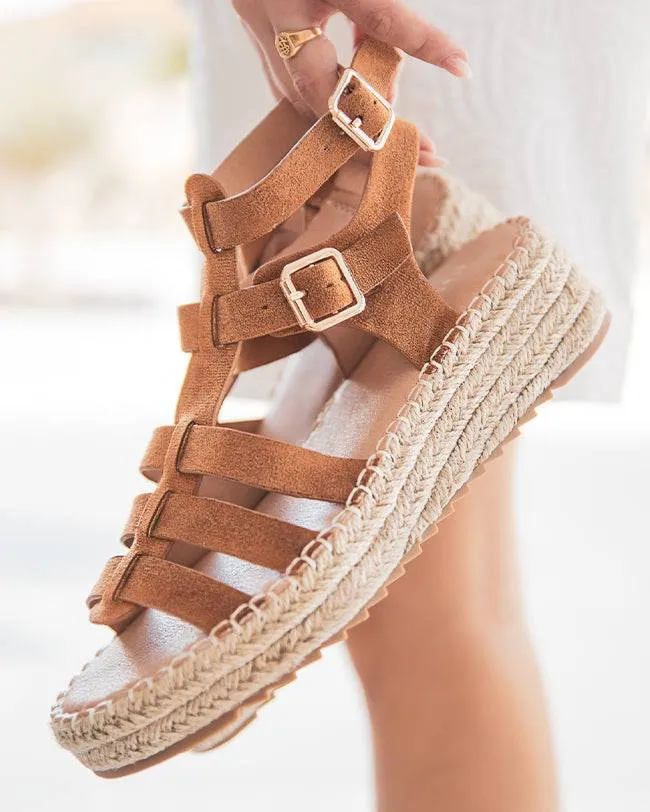 SANDALIA DE PLATAFORMA ESTILO GLADIADOR EN CUERDA CAMEL PARA MUJER  DéBORAH