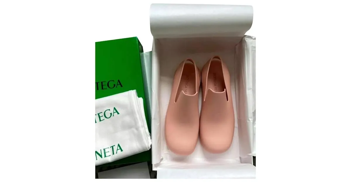 Sandalias de Goma BOTTEGA VENETA Chanclas Melocotón 