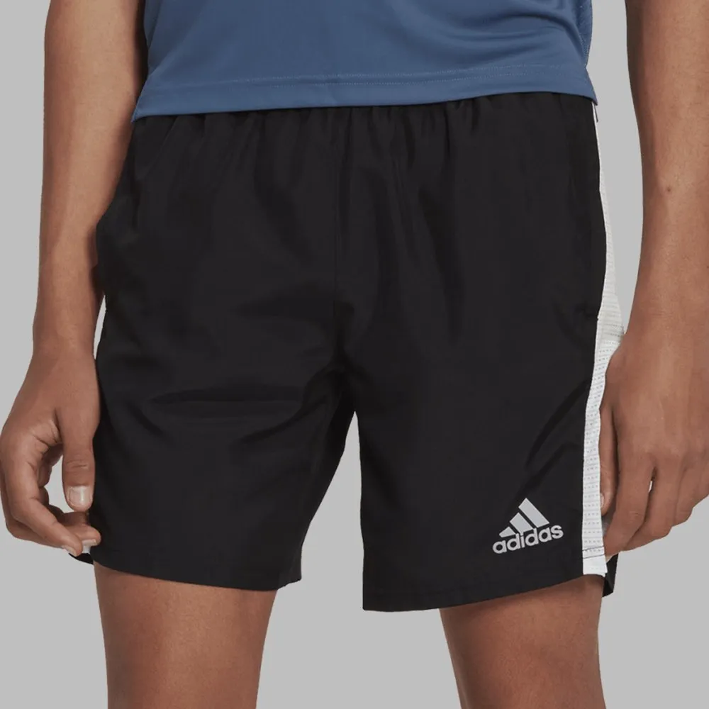 Short adidas On The Run Hombre