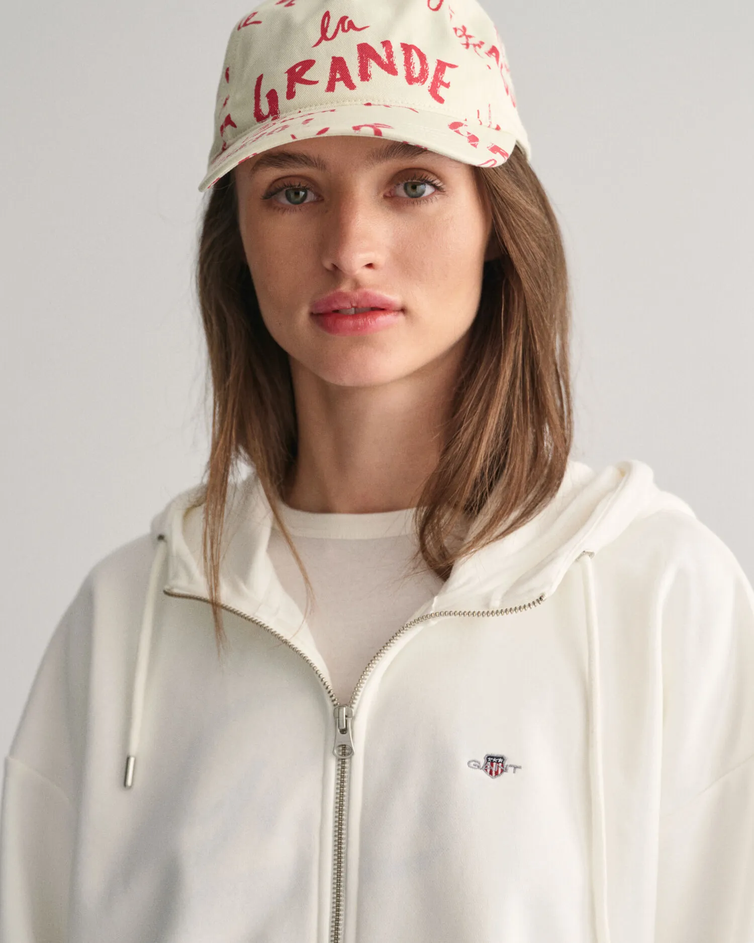 Sudadera con capucha y cremallera Shield